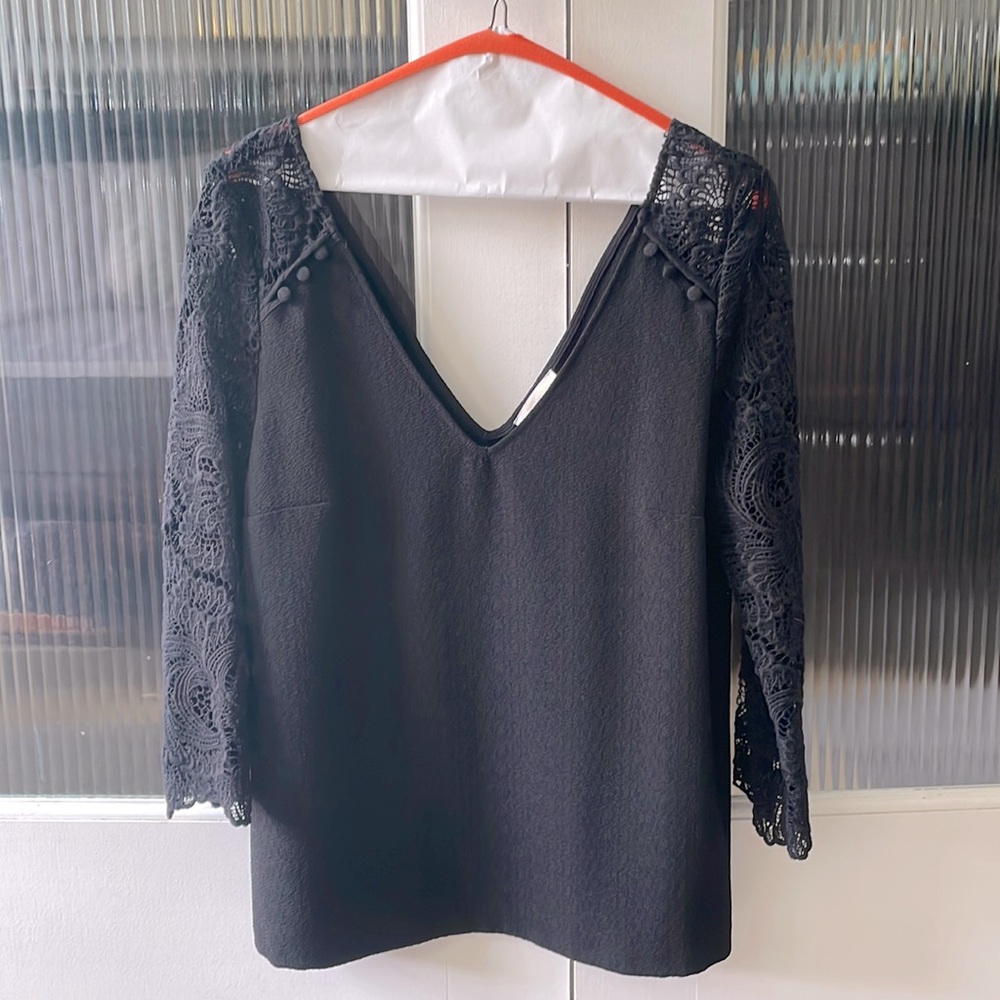 Size 38 - Sézane Black V-Neck Lace Blouse